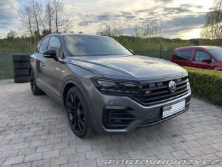 Volkswagen Ostatní modely Touareg 4,0TDI 310kw R-Line TAŽNÉ 2019