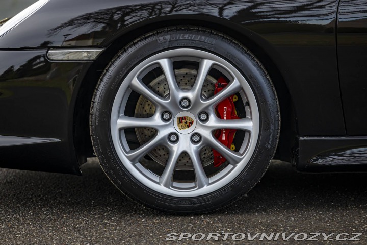 Porsche 911 996 GT3 2004