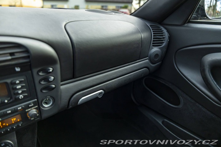 Porsche 911 996 GT3 2004