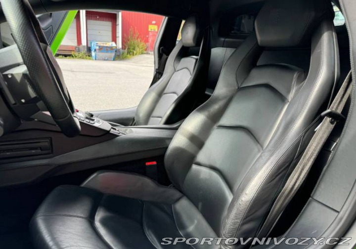 Lamborghini Aventador LP 700-4 2012