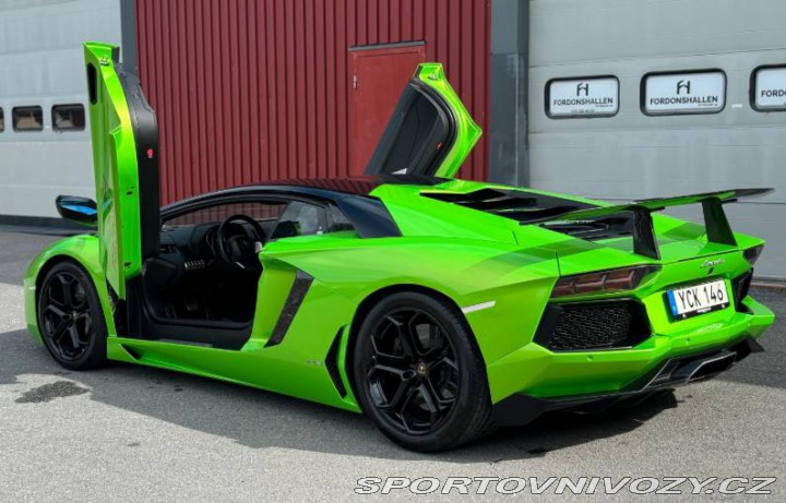 Lamborghini Aventador LP 700-4 2012