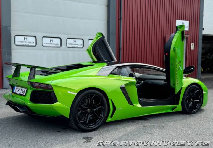 Lamborghini Aventador LP 700-4 2012