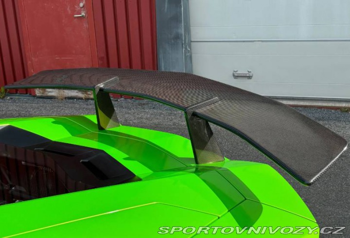 Lamborghini Aventador LP 700-4 2012
