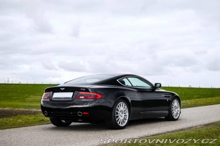 Aston Martin DB9 5.9 V12 2005