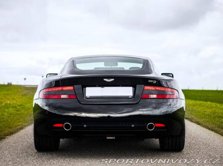 Aston Martin DB9 5.9 V12 2005
