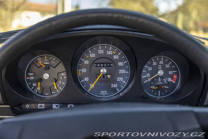Mercedes-Benz SL SL350 1974
