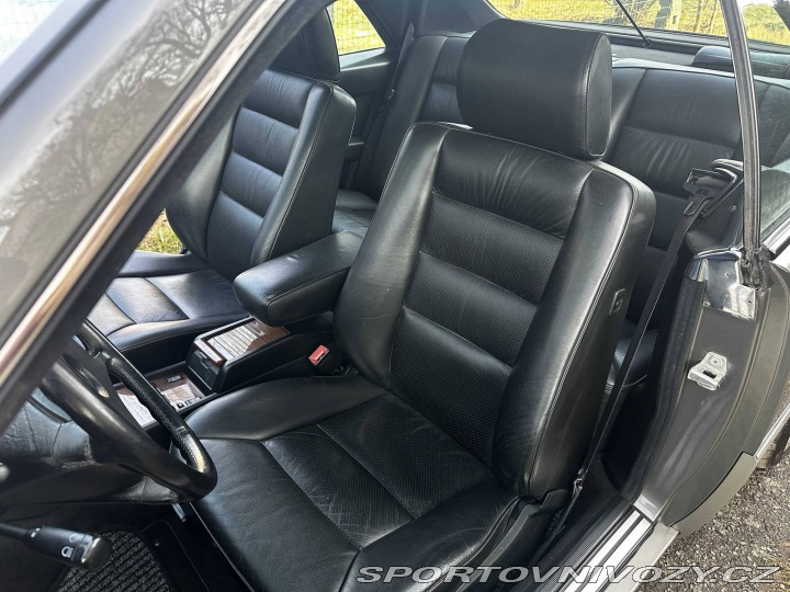 Mercedes-Benz C 300CE W124 1989