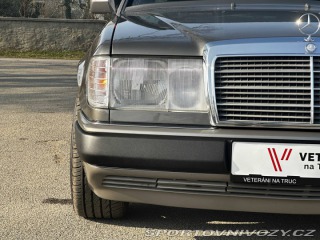 Mercedes-Benz C 300CE W124 1989