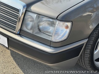 Mercedes-Benz C 300CE W124 1989