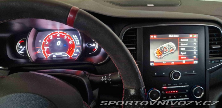 Renault Mégane RS Trophy 300 manuál 2020