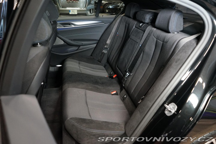 BMW 5 M550ix 390kW H/K Tažné 36 2021