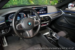 BMW 5 M550ix 390kW H/K Tažné 36 2021