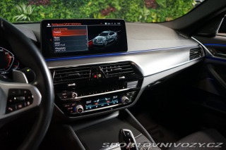 BMW 5 M550ix 390kW H/K Tažné 36 2021