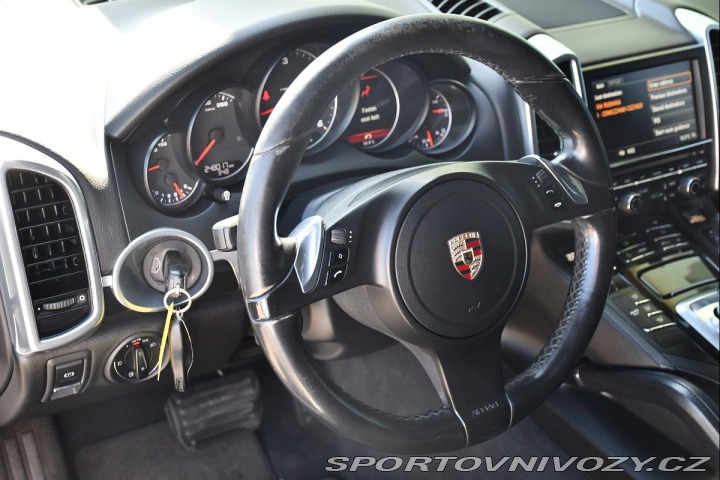 Porsche Cayenne 3.0 V6 NAVI 2011