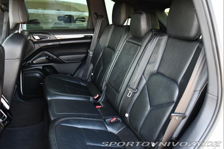 Porsche Cayenne 3.0 V6 NAVI 2011