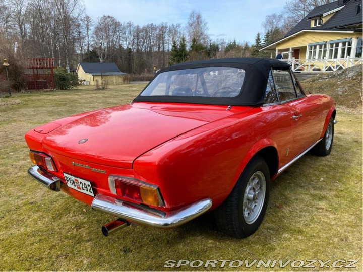 Fiat Ostatní modely Övriga 124 Sport Spider 1973