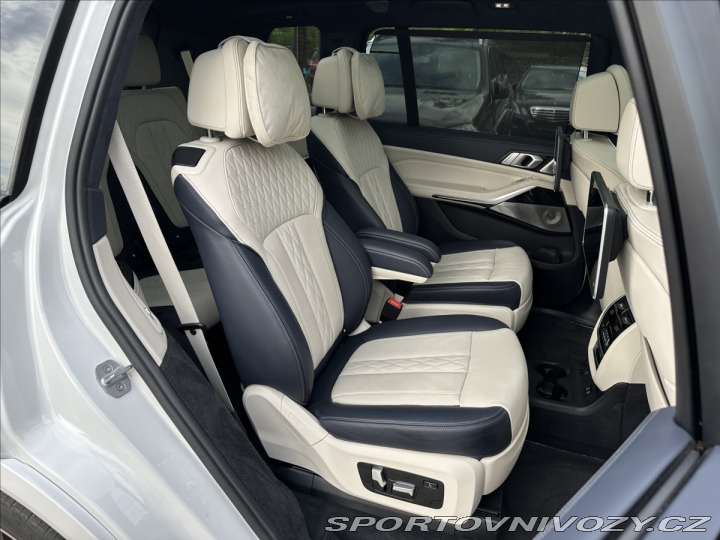 BMW X7 M50d X-drive 2019