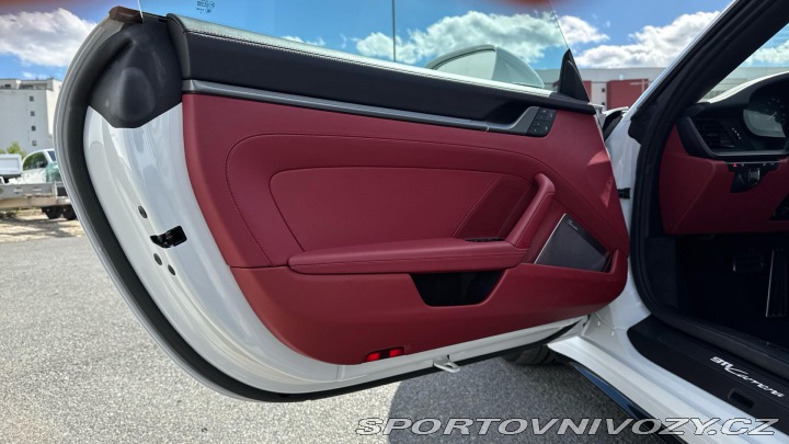 Porsche 911 Carrera Cabrio 2023