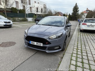 Ford Focus ST 
