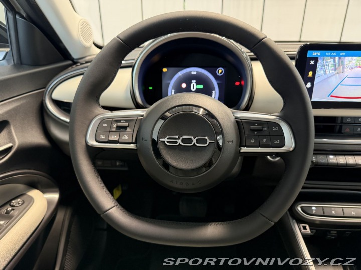 Fiat 600 La Prima BEV 54kWh 156k 2025