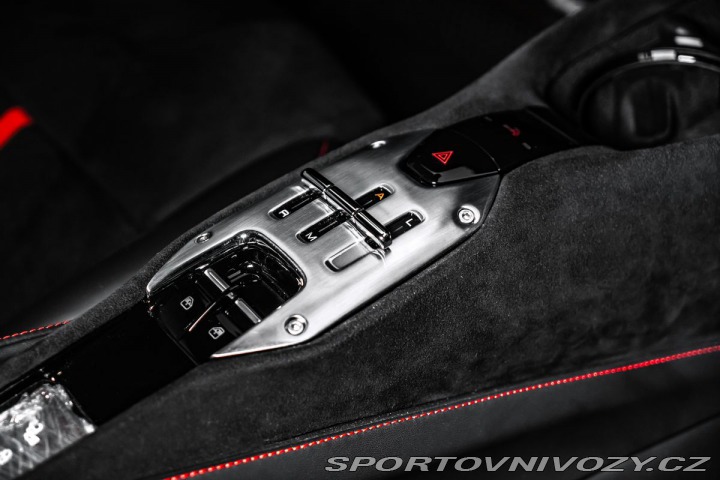 Ferrari SF90 Lift, kamera 1800