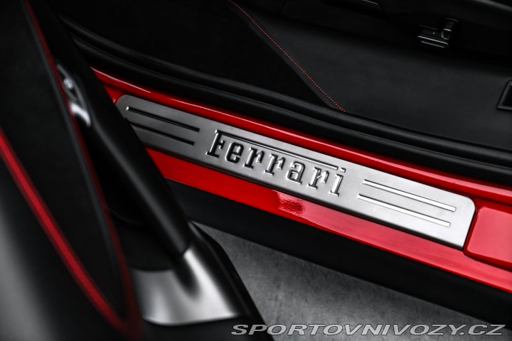 Ferrari SF90 Lift, kamera 2023