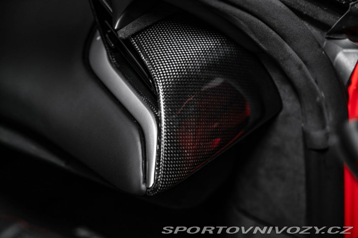 Ferrari SF90 Lift, kamera 1800