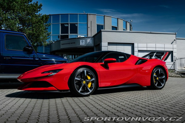 Ferrari SF90 Lift, kamera 2023