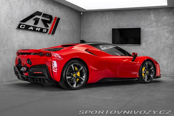 Ferrari SF90 Lift, kamera 1800