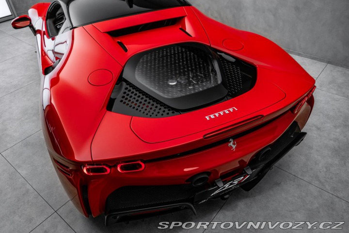 Ferrari SF90 Lift, kamera 1800