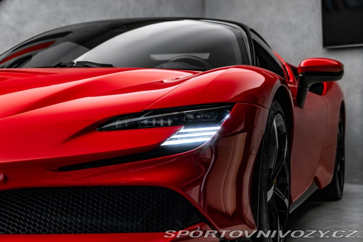 Ferrari SF90 Lift, kamera 2023
