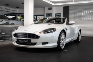 Aston Martin DB9 V12