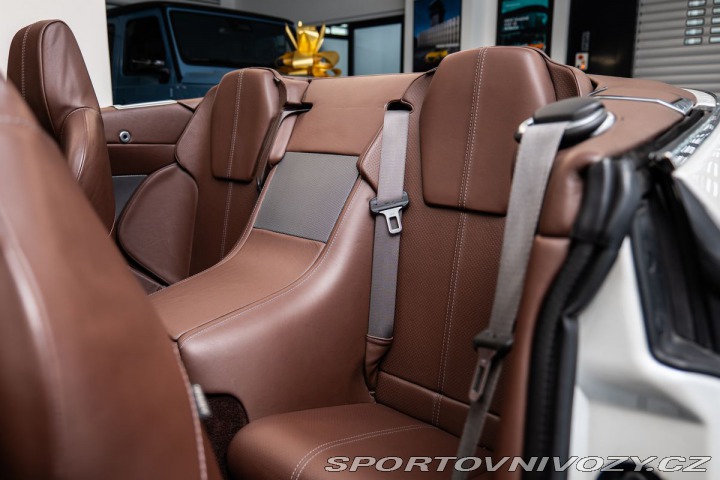 Aston Martin DB9 V12 1800