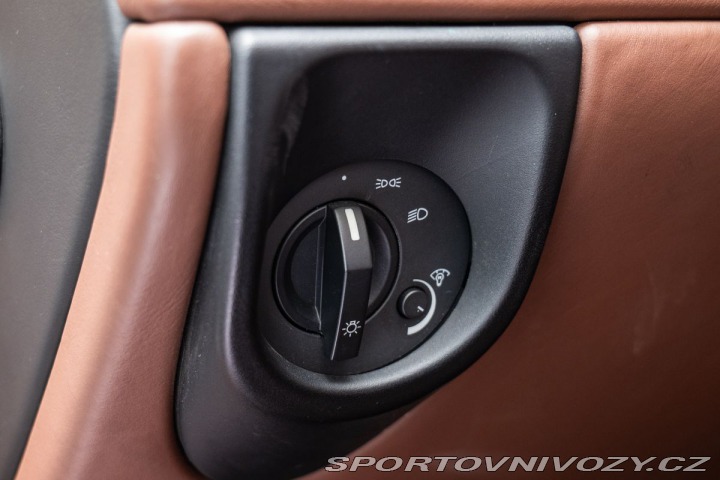 Aston Martin DB9 V12 1800