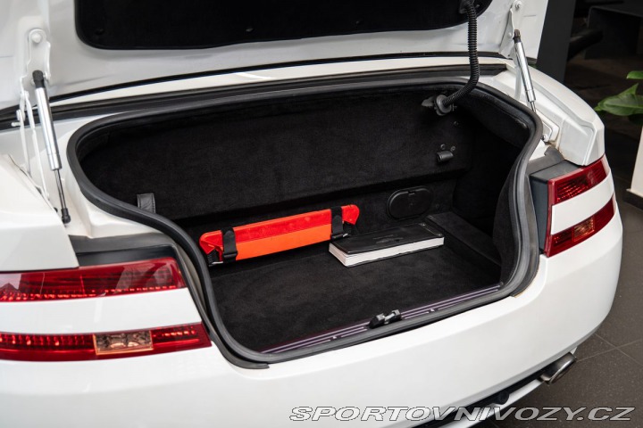 Aston Martin DB9 V12 1800