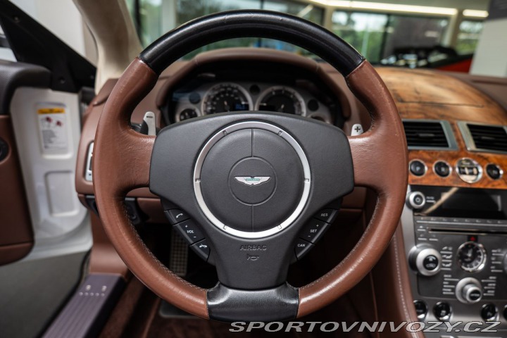 Aston Martin DB9 V12 1800