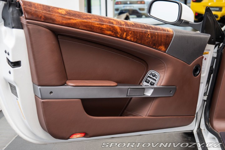 Aston Martin DB9 V12 1800