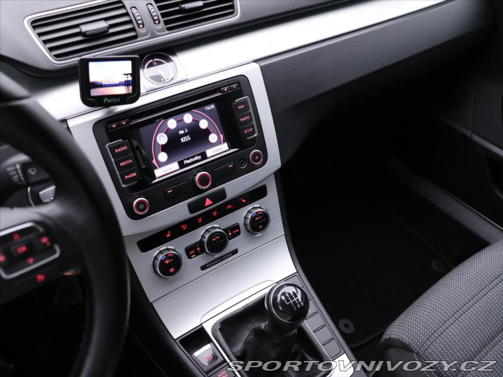 Volkswagen CC 2,0 TDI 103kW Sport Xenon 2012