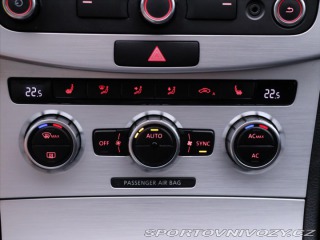 Volkswagen CC 2,0 TDI 103kW Sport Xenon 2012
