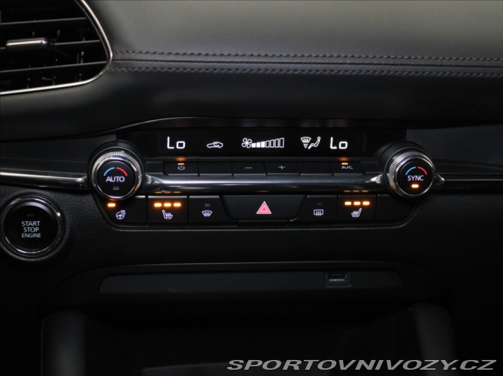 Mazda Ostatní modely 3 2,0 X180 1.majitel ČR 251 2019