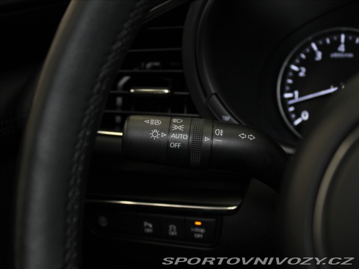 Mazda Ostatní modely 3 2,0 X180 1.majitel ČR 251 2019
