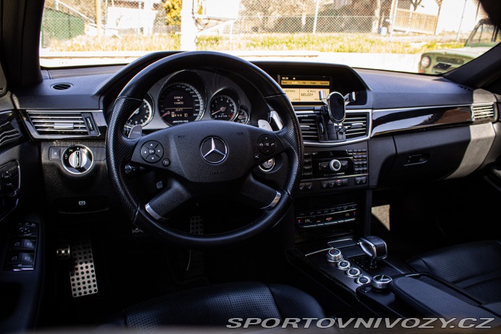 Mercedes-Benz E E 63 AMG Performance 2010