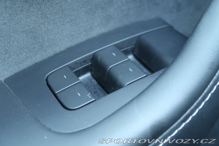 Tesla Model Y Long Range AWD 75kWh 2021