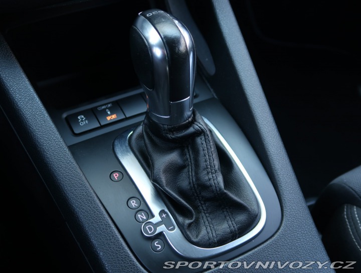Volkswagen Scirocco Sport 1.4 TSI 2012