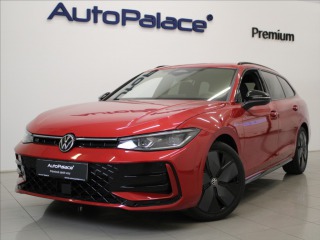 Volkswagen  Passat 2,0 TDi R-Line PANO Tažné