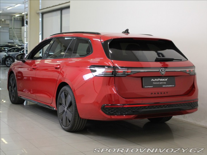 Volkswagen Ostatní modely Passat 2,0 TDi R-Line PANO Tažné 2025