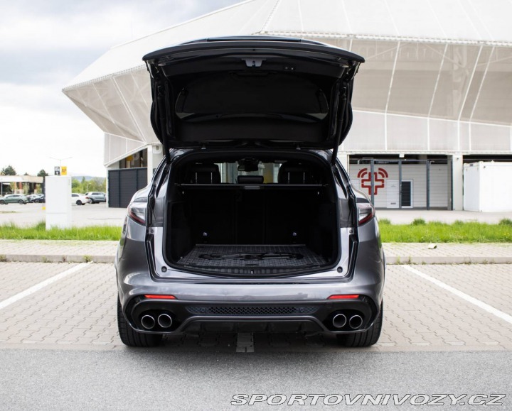 Alfa Romeo Stelvio 2.9 V6 Twin Turbo QV AWD 2020