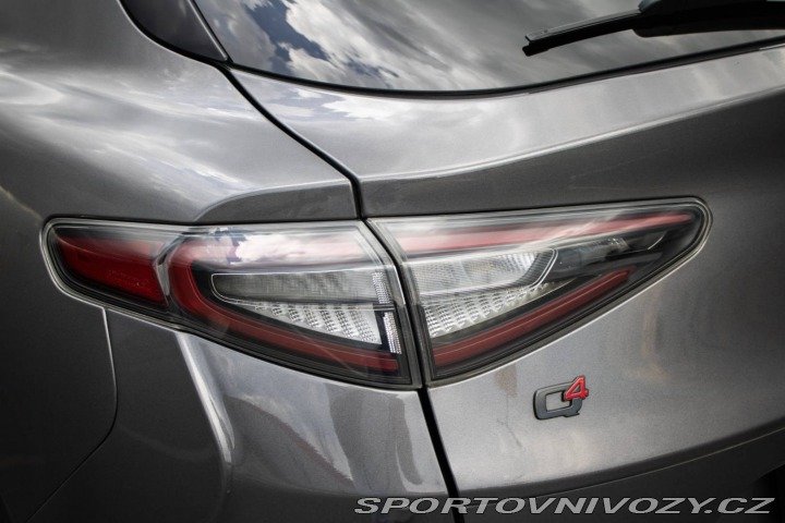 Alfa Romeo Stelvio 2.9 V6 Twin Turbo QV AWD 2020