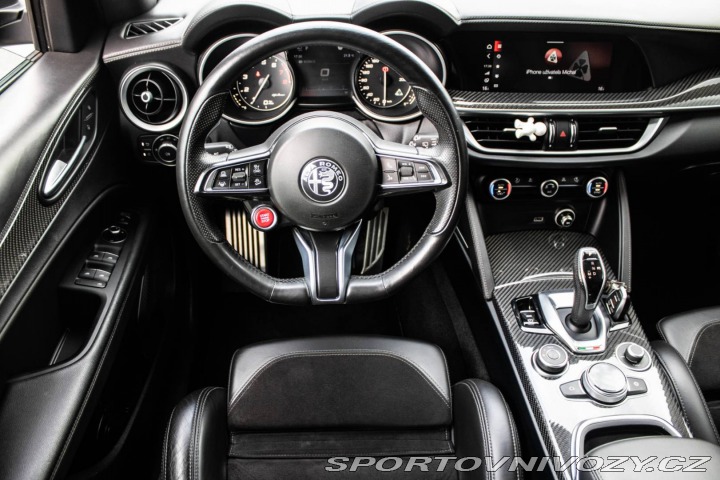 Alfa Romeo Stelvio 2.9 V6 Twin Turbo QV AWD 2020