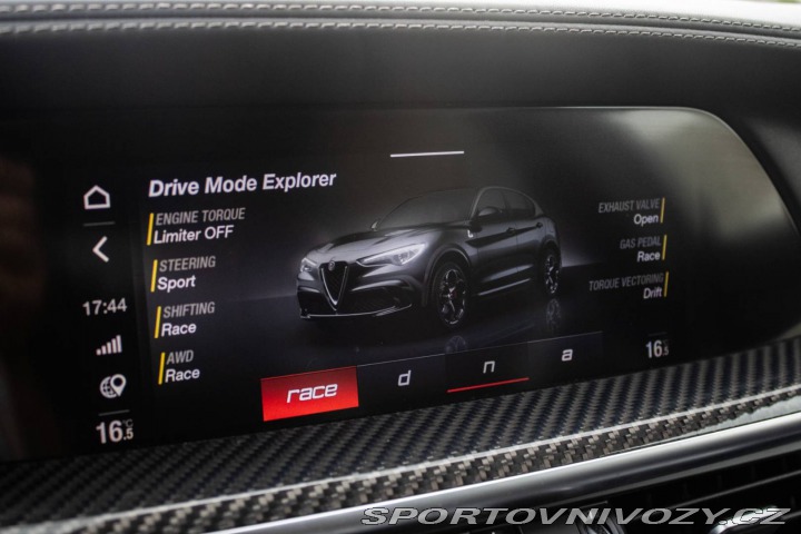 Alfa Romeo Stelvio 2.9 V6 Twin Turbo QV AWD 2020